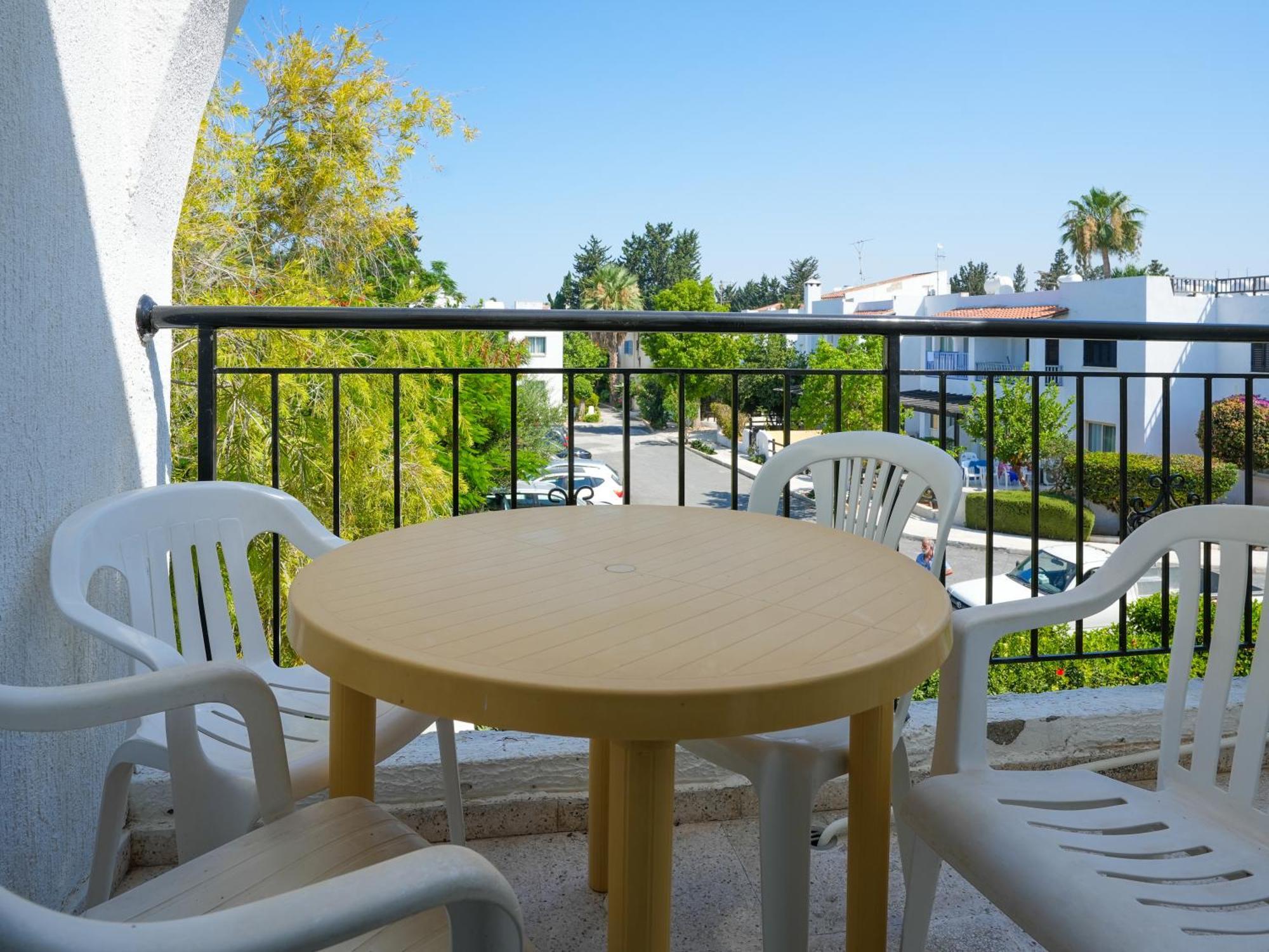 Resitour - Paphos Gardens 아파트 외부 사진
